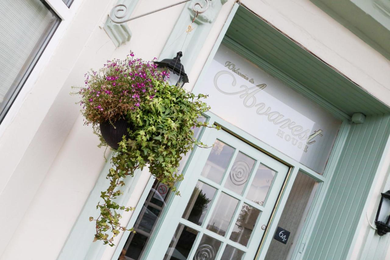 Avarest House Bb Adults Only Portrush Εξωτερικό φωτογραφία