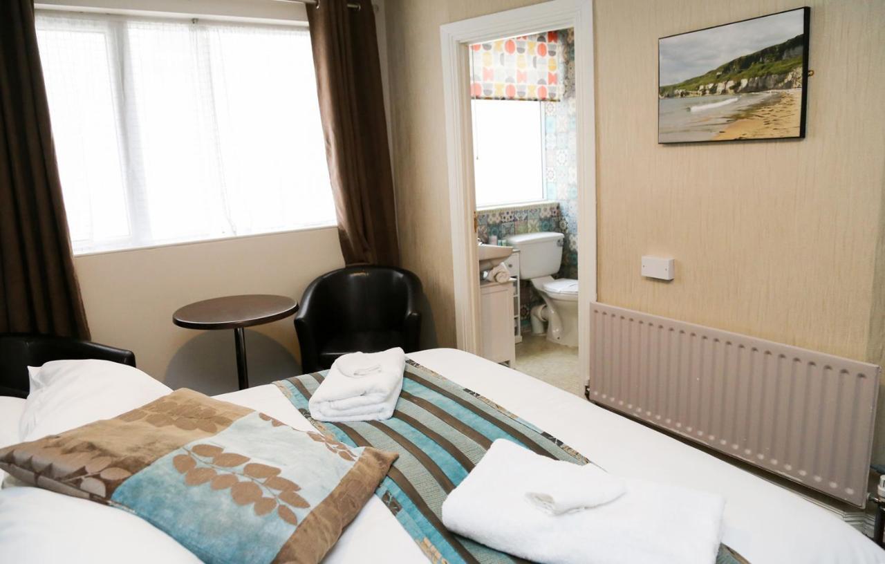 Avarest House Bb Adults Only Portrush Εξωτερικό φωτογραφία